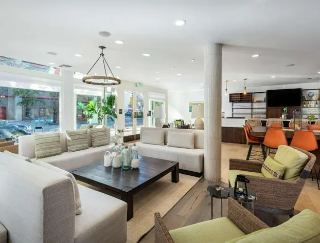 Hilton Garden Inn Davis Downtown hotel detail image 3