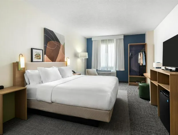 Spark by Hilton Shawnee hotel detail image 1