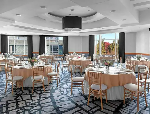 Le Méridien Boston Cambridge hotel detail image 3