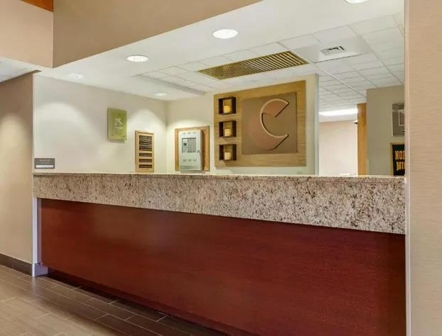 Comfort Suites Marquette hotel detail image 3