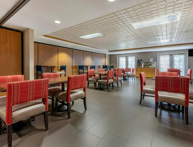 Comfort Suites hotel detail image 4