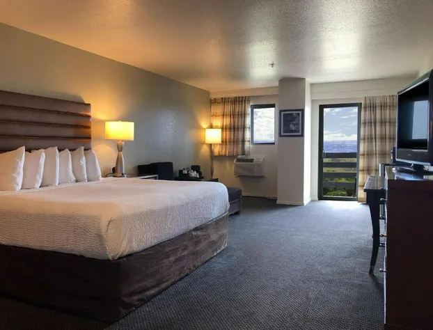 SureStay Plus Hotel by Best Western Gold Beach hotel detail image 4