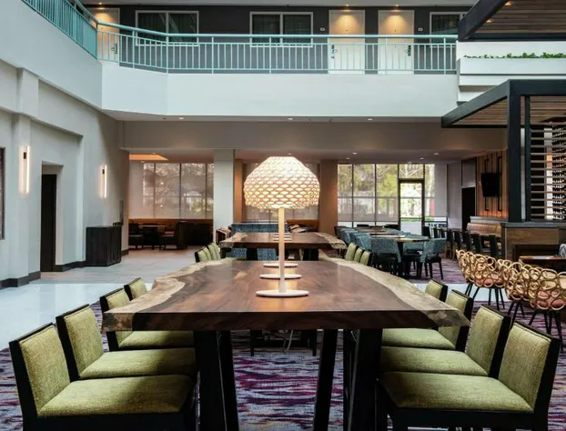 Embassy Suites by Hilton Walnut Creek hotel detail image 1