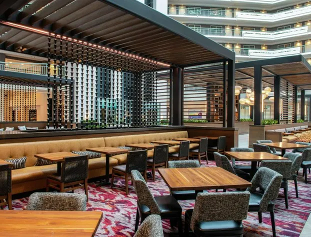 Embassy Suites by Hilton Walnut Creek hotel detail image 2