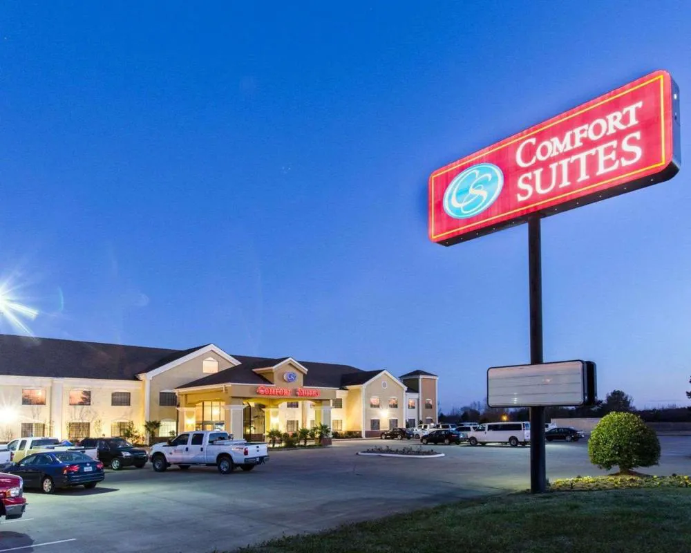 Comfort Suites Idabel hotel hero