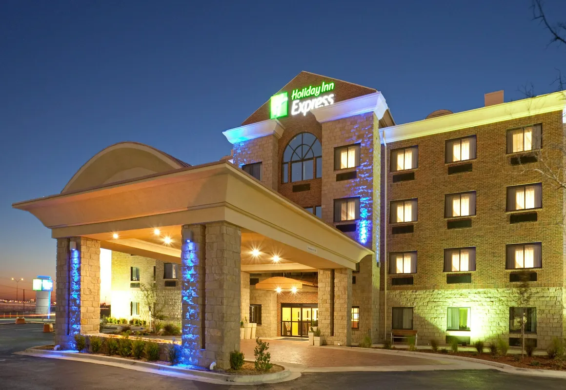 Holiday Inn Express & Suites Lubbock West by IHG hotel hero