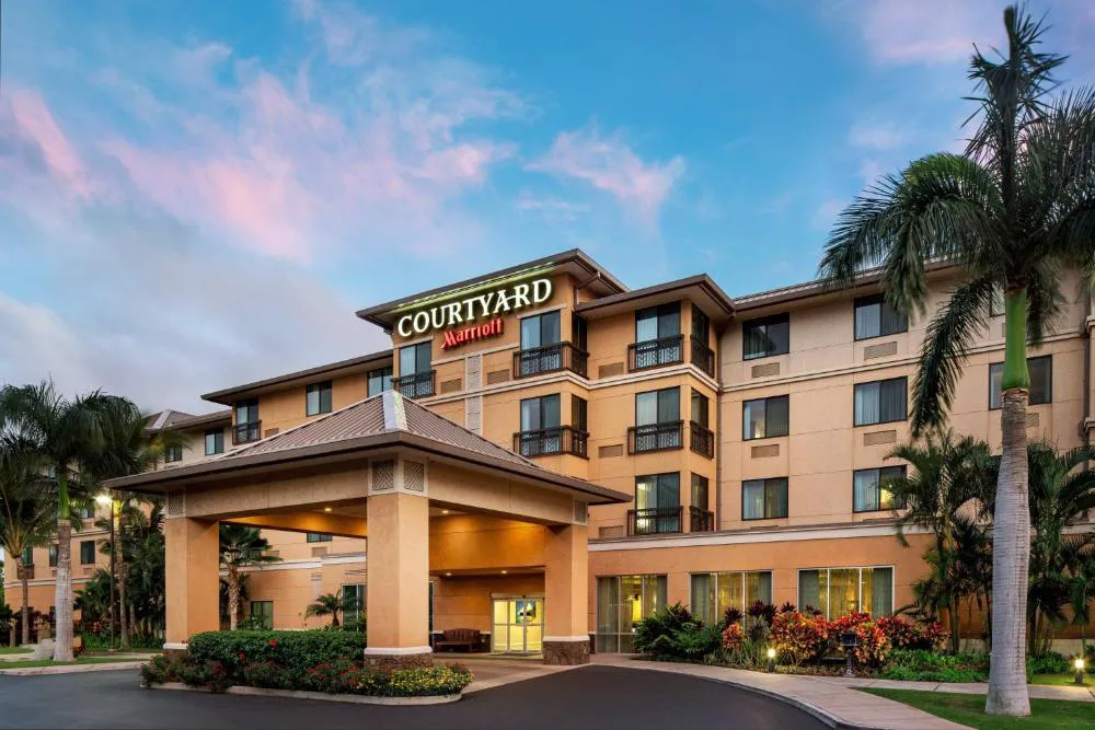 Courtyard Maui Kahului Airport hotel hero