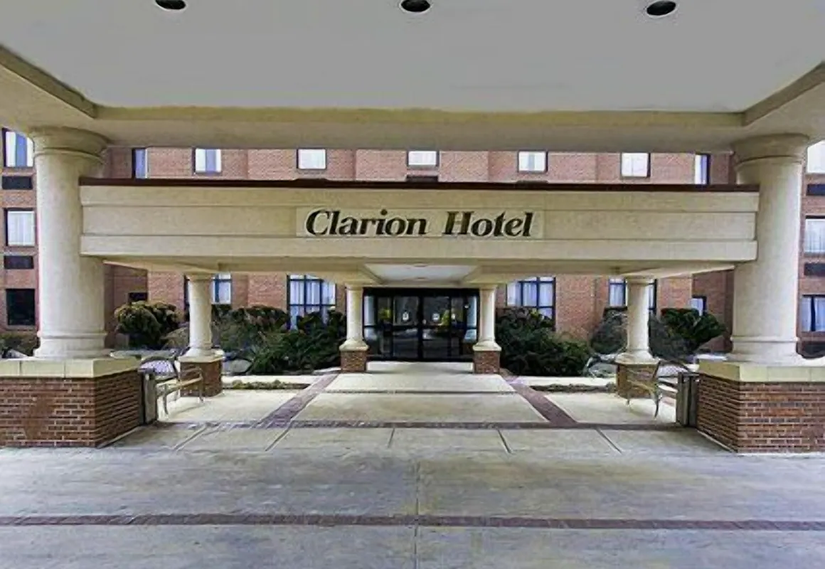 Clarion Hotel & Conference Center Shepherdstown hotel hero