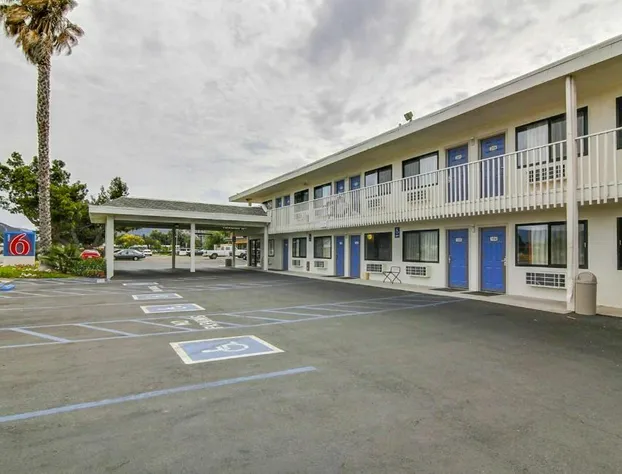 Motel 6 Buellton, CA - Solvang Area hotel detail image 1