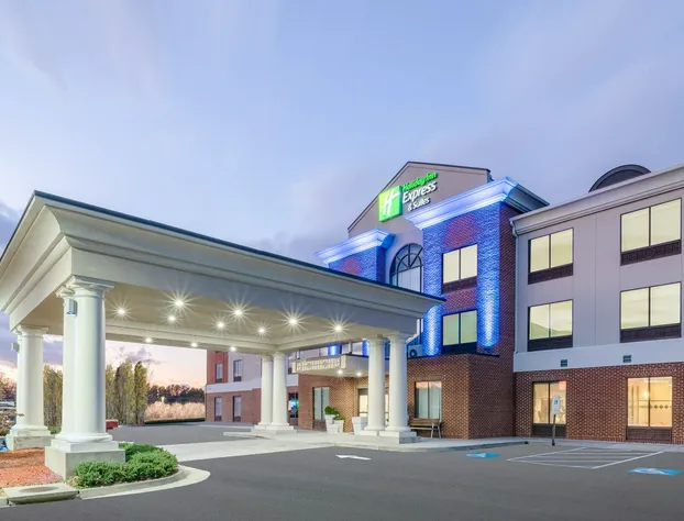 Holiday Inn Express Hotel & Suites Tappahannock by IHG hotel detail image 1