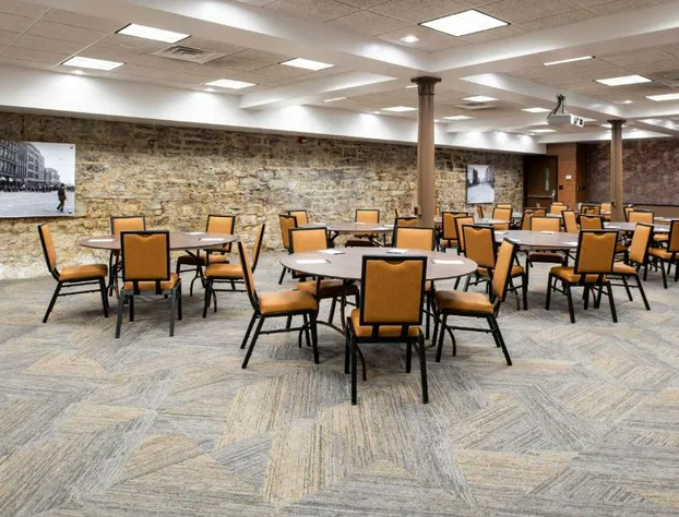 Homewood Suites by Hilton Indianapolis-Downtown hotel detail image 2