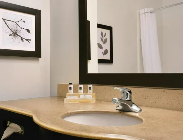 Country Inn & Suites by Radisson, Bowling Green, KY hotel detail image 4