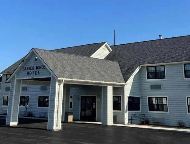 Harbor Winds Hotel hotel detail image 3