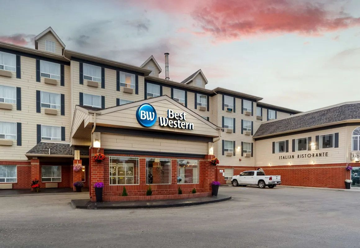 Best Western Grande Prairie Hotel & Suites hotel hero