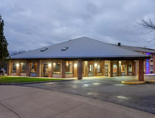 Days Inn by Wyndham Wooster hotel detail image 1