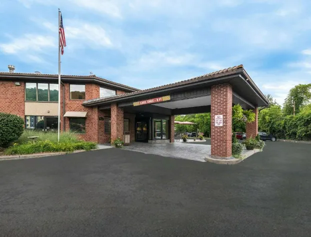 Quality Inn Ithaca - University Area hotel detail image 1