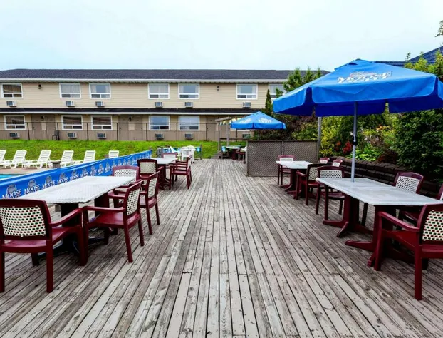 Days Inn by Wyndham Fredericton hotel detail image 2