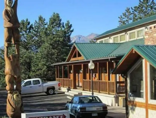 Eagle Fire Lodge & Cabins hotel detail image 3