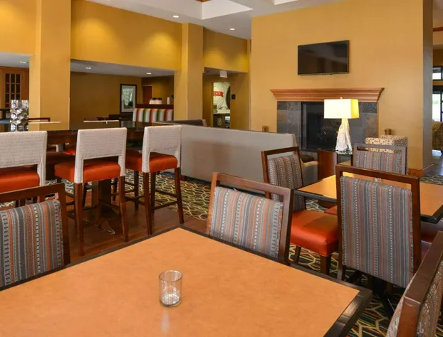 Hampton Inn & Suites Pueblo-Southgate hotel detail image 2