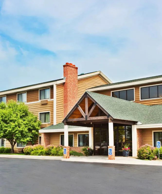 AmericInn by Wyndham Kearney hotel hero