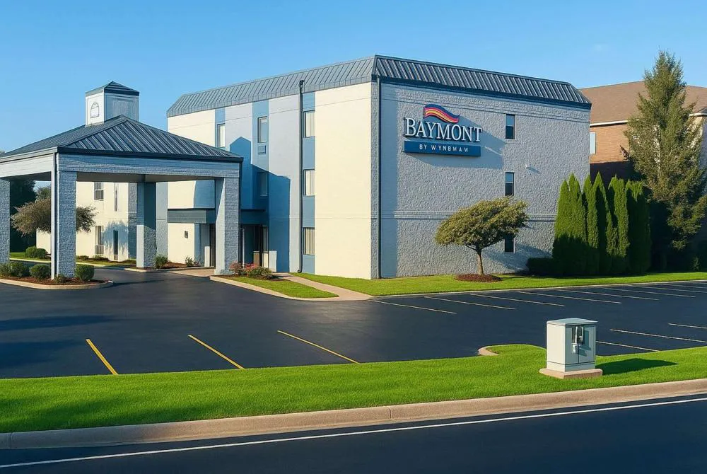 Baymont Inn & Suites by Wyndham Lafayette/Purdue Area hotel hero