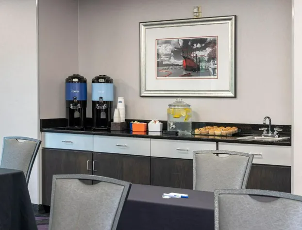 Holiday Inn Express Hotels & Suites Columbus-Polaris Parkway by IHG hotel detail image 4
