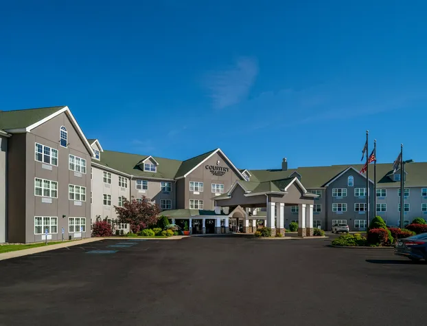 Country Inn & Suites by Radisson, Beckley, WV hotel detail image 3