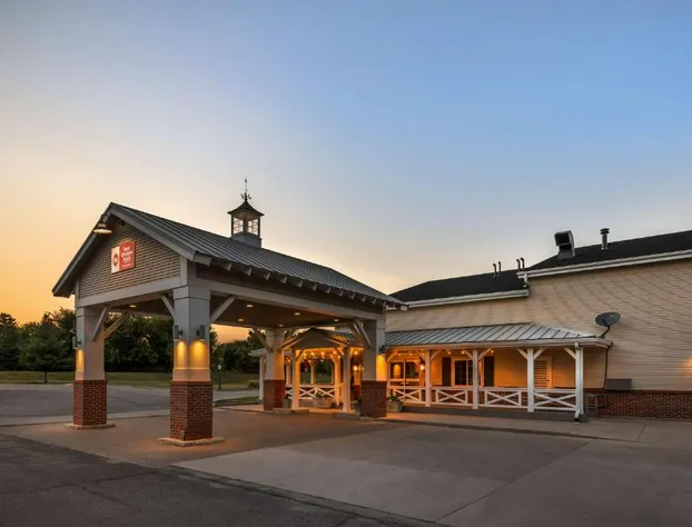 Best Western Plus University Park Inn & Suites hotel detail image 1