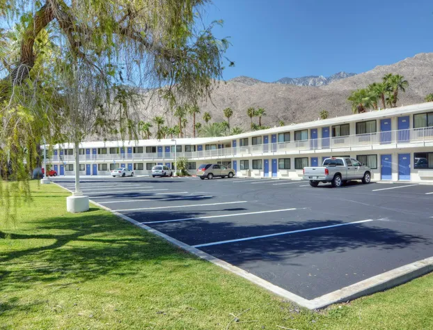 Motel 6 Palm Springs, CA - East - Palm Canyon hotel detail image 3