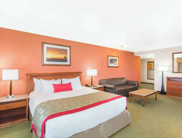 Ramada by Wyndham Elko Hotel at Stockmen's Casino hotel detail image 1
