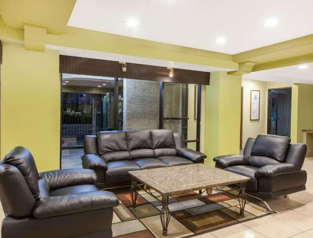 Days Inn by Wyndham San Jose Airport hotel detail image 2