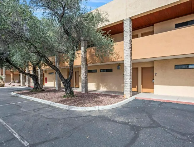 DoubleTree by Hilton Tucson - Reid Park hotel detail image 2