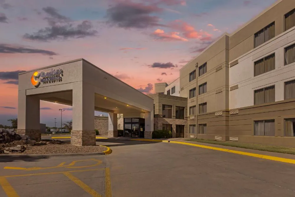 Comfort Inn & Suites Wichita Northeast hotel hero