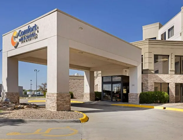 Comfort Inn & Suites Wichita Northeast hotel detail image 2