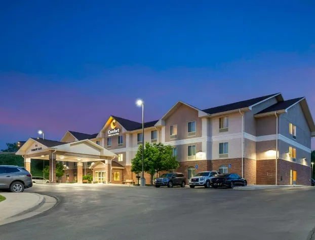 Comfort Inn And Suites hotel detail image 1