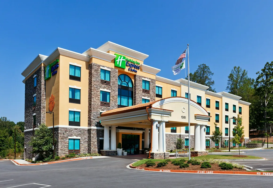 Holiday Inn Express & Suites Clemson by IHG hotel hero