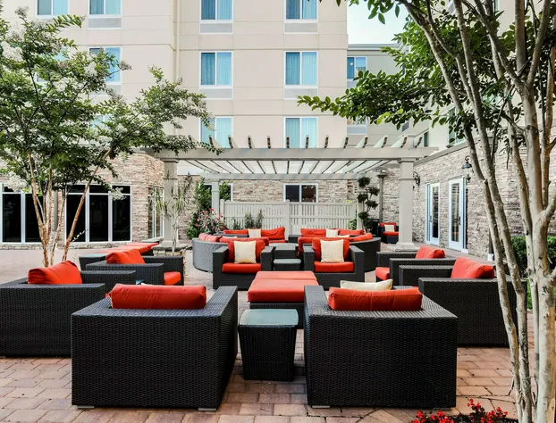 Hilton Garden Inn Melville hotel detail image 4