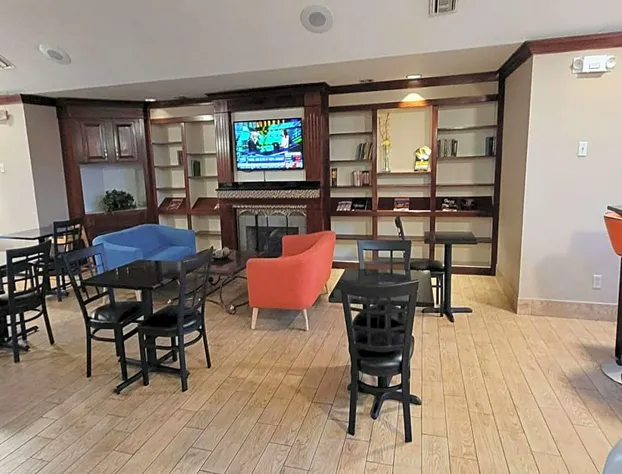 Quality Inn & Suites Columbia I-70 hotel detail image 2