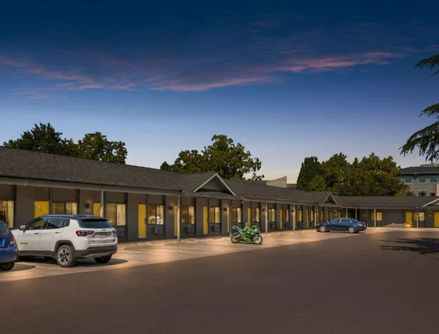 Best Western New Oregon hotel detail image 3