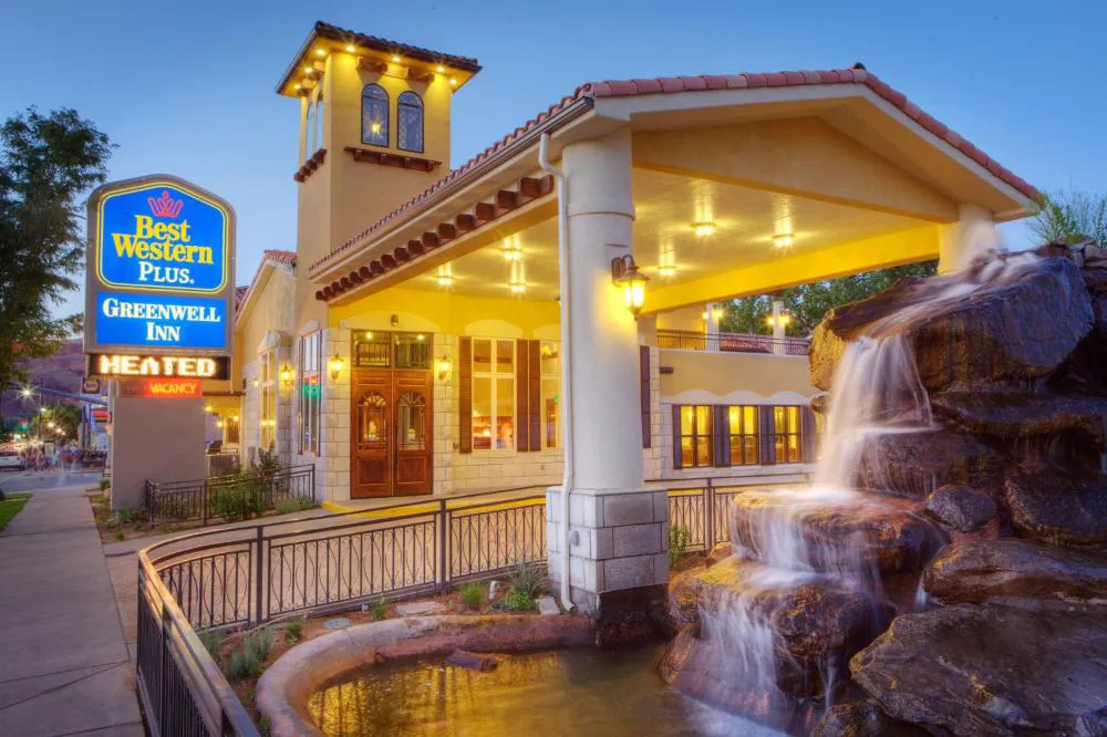 Best Western Plus Greenwell Inn hotel hero