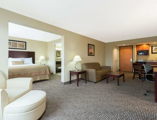 Wingate by Wyndham Dayton - Fairborn hotel detail image 4