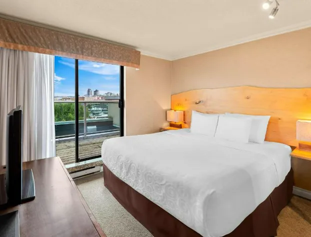 Best Western Plus Inner Harbour hotel detail image 2