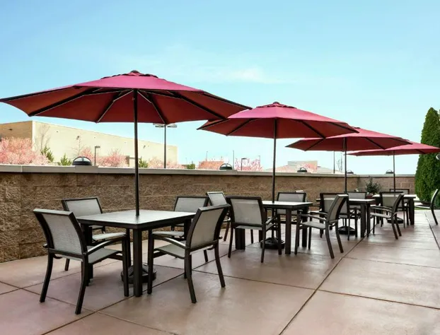 Hampton Inn & Suites Frederick-Fort Detrick hotel detail image 3