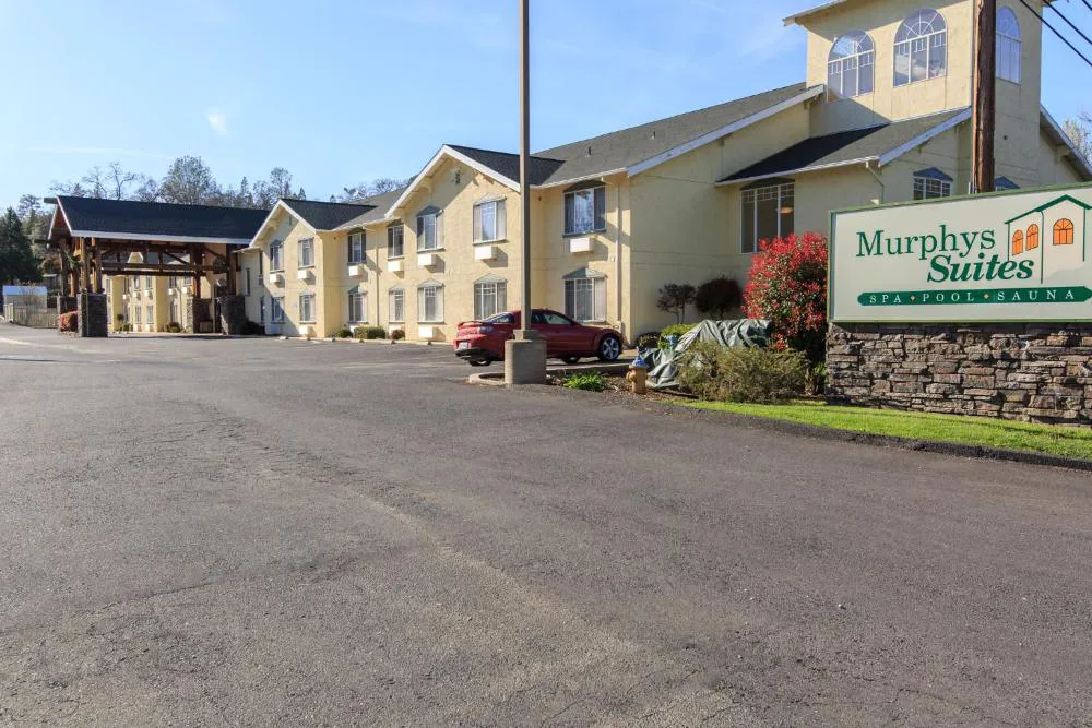 Murphys Suites hotel hero