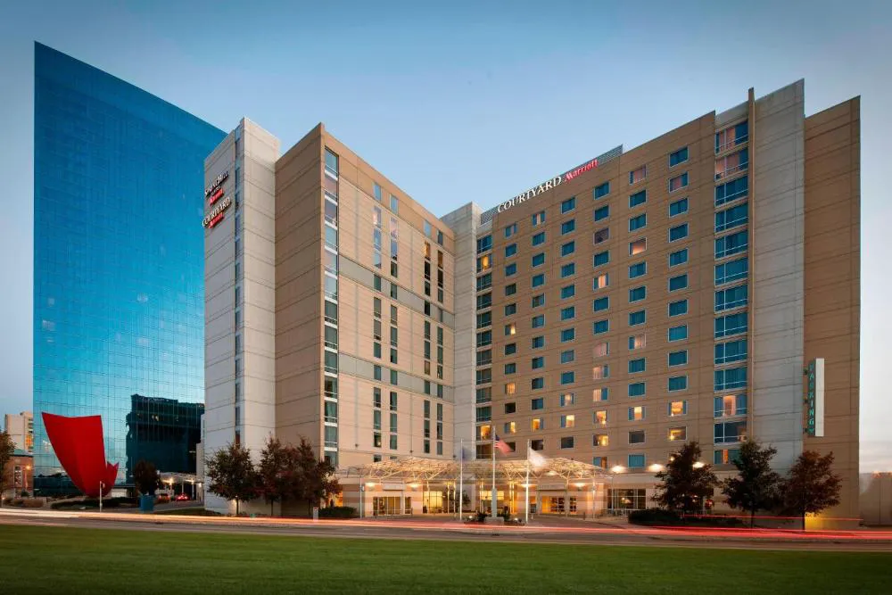 SpringHill Suites by Marriott Indianapolis Downtown hotel hero