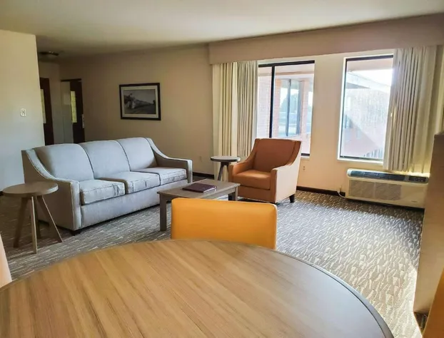 Best Western Plus Plaza Hotel hotel detail image 4