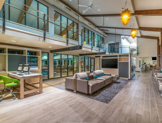 Holiday Inn Hyannis by IHG hotel detail image 3