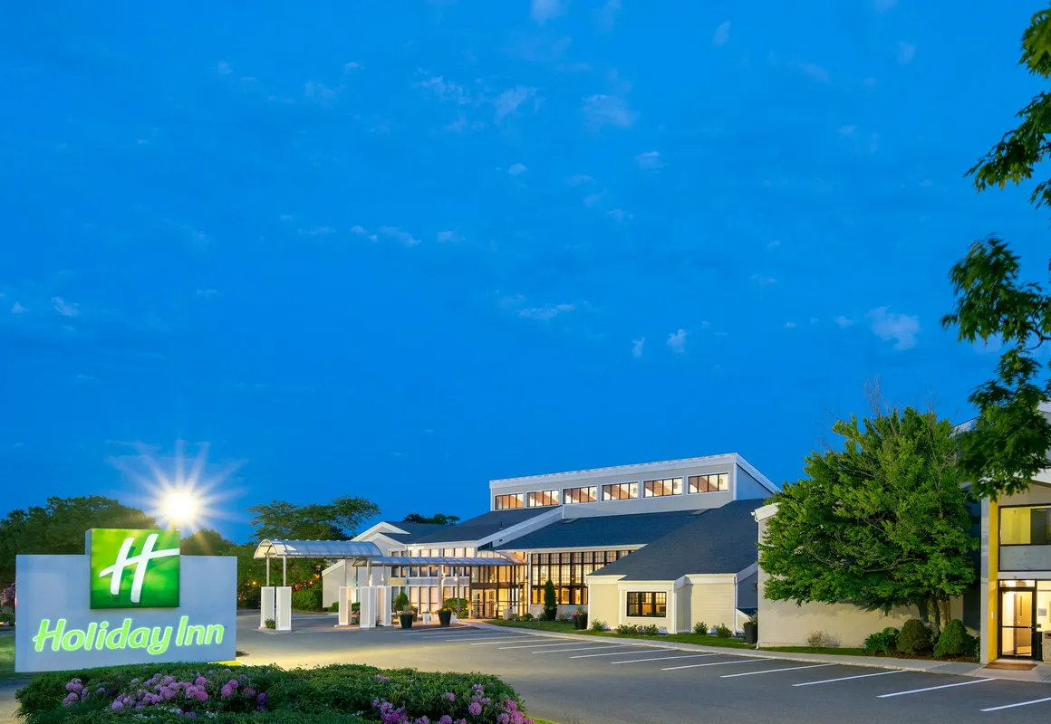 Holiday Inn Hyannis by IHG hotel hero