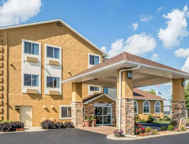 Comfort Inn Ottawa Starved Rock Area hotel detail image 1