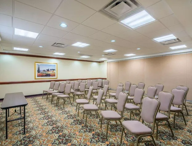 Hampton Inn Middletown hotel detail image 1